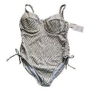BLACK/OFF WHITE ONE-PIECE SWIMSUIT NWT. SIZE XL